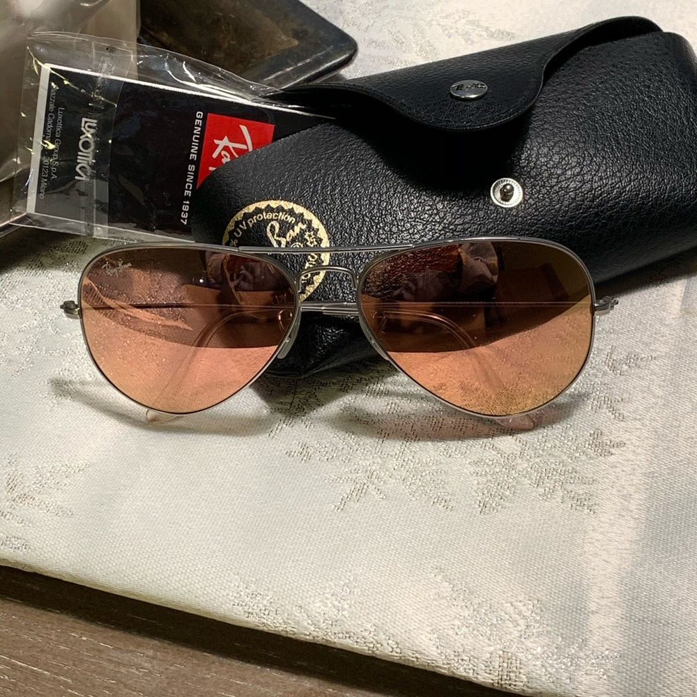 Ray ban aviator sunglasses